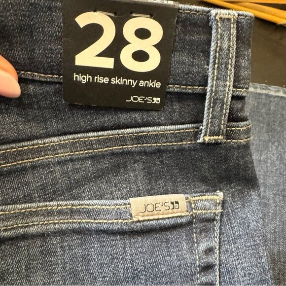NWT Joe's Jeans High Rise Skinny Ankle in Dark Blue size 28 - Picture 4 of 7